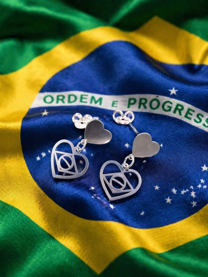 Brinco Brasil Prata 925 Coração Pendurado Delicado Copa Prateado - Imagem 6